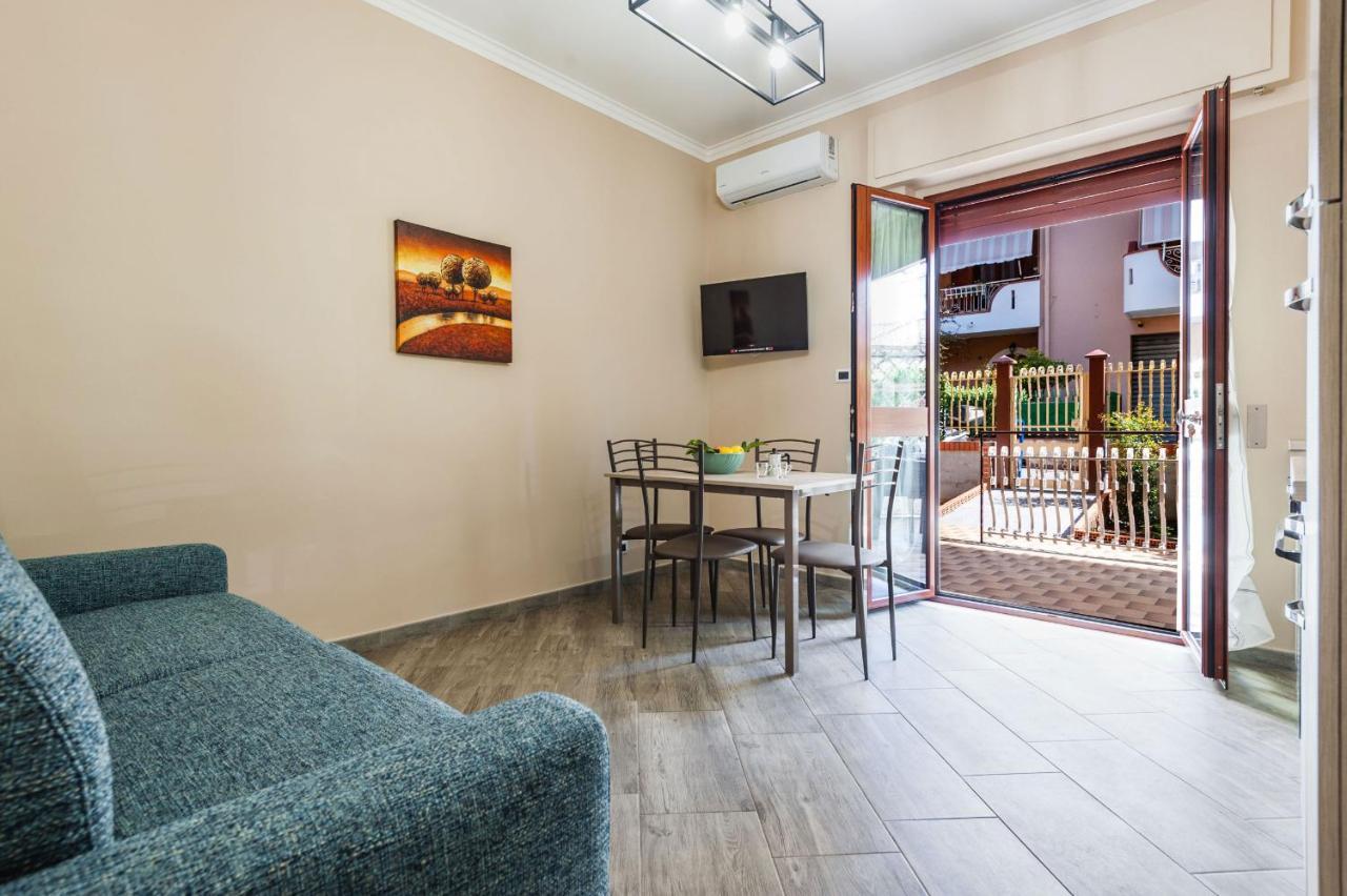 Lemon Tree Apartments By Wonderful Italy Giardini Naxos Exteriör bild